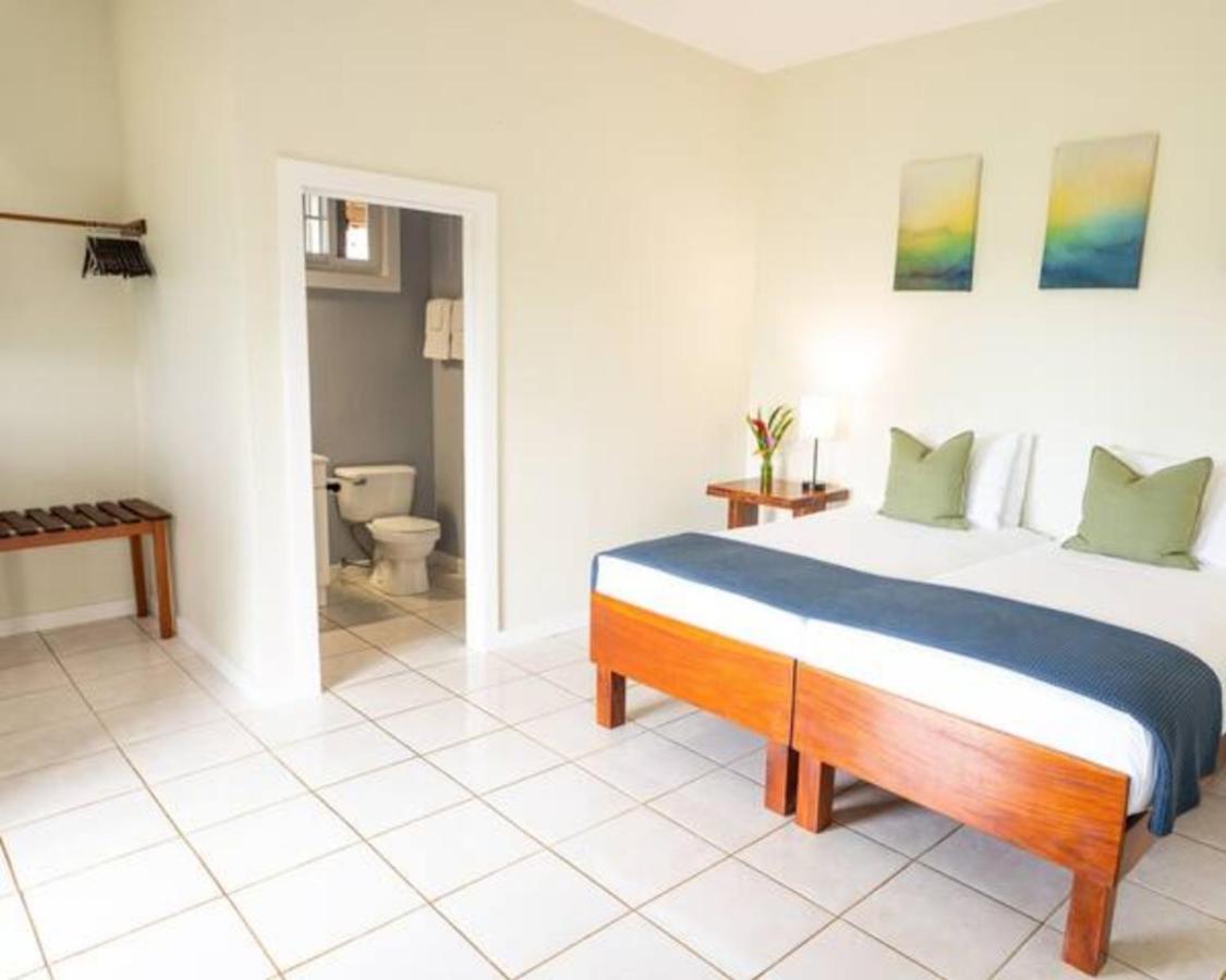 Casa Marlin Bed & Breakfast Bocas Town Luaran gambar